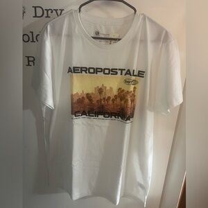 Aeropostale White Graphic Tee